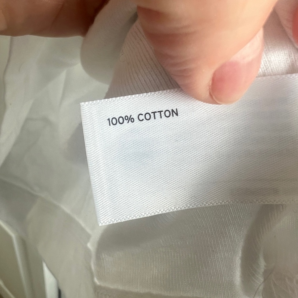 Duluth Trading Co Women’s white cotton t-shirt - Picture 3 of 4